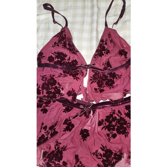 Target Berry Red Velvet Floral Burnout Mesh Lingerie Bralette & Shorts Set L - Picture 2 of 4